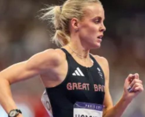 Fhinix_París 2024 Atleta de NiKE Keely Hodgkinson gana el oro en los 800 metros.